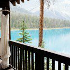natural elegance wedding at Emerald Lake Lodge by Naturally Chic | Photo by T.LAW Photography